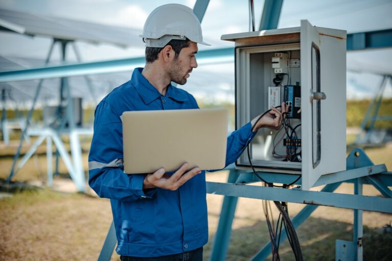 Jak naprawić błędy w systemie monitoringu parametrów instalacji