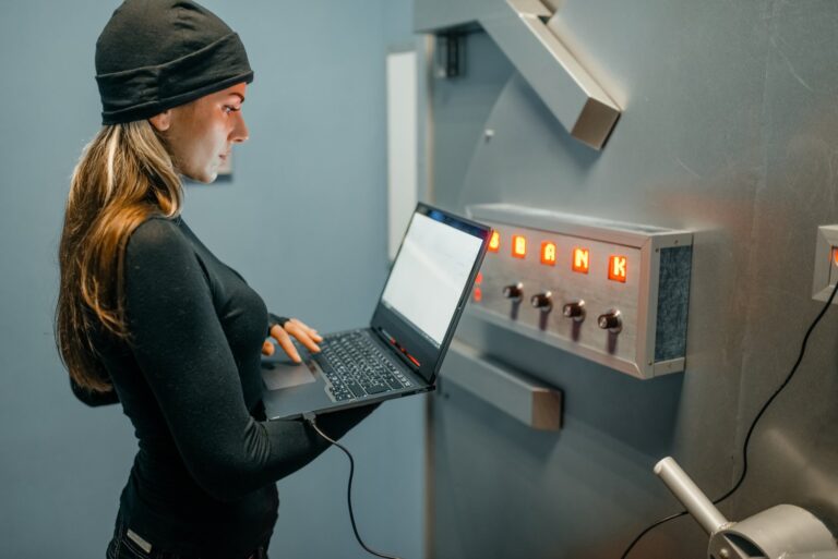 Diagnoza usterek w systemach kontroli przepływu mediów technologicznych