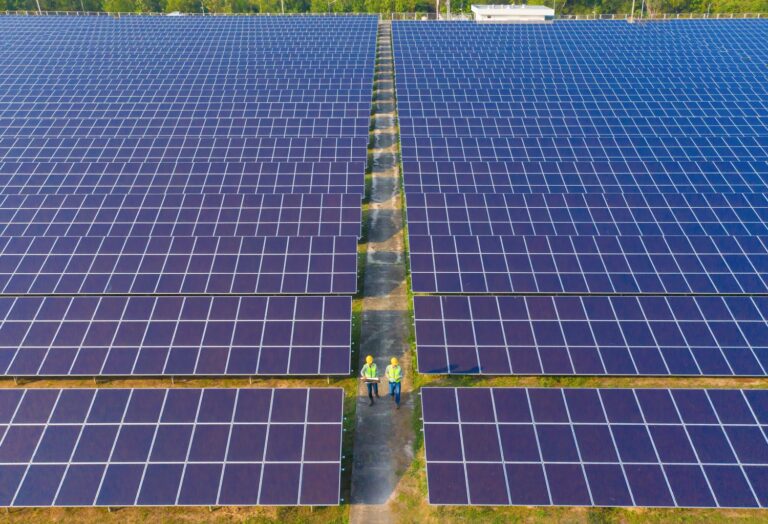 Praktyczny przewodnik po fotowoltaice dla domu i firmy