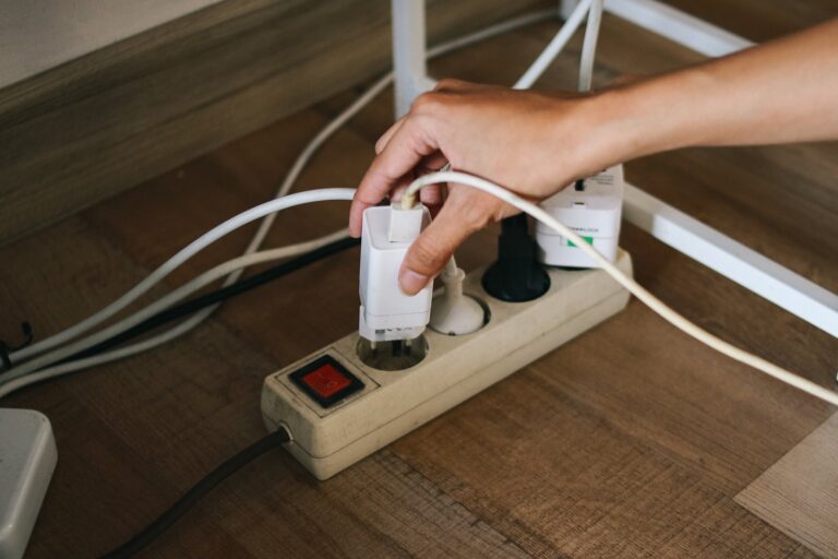 Praktyczny przewodnik po gniazdach siłowych dla profesjonalistów i majsterkowiczów