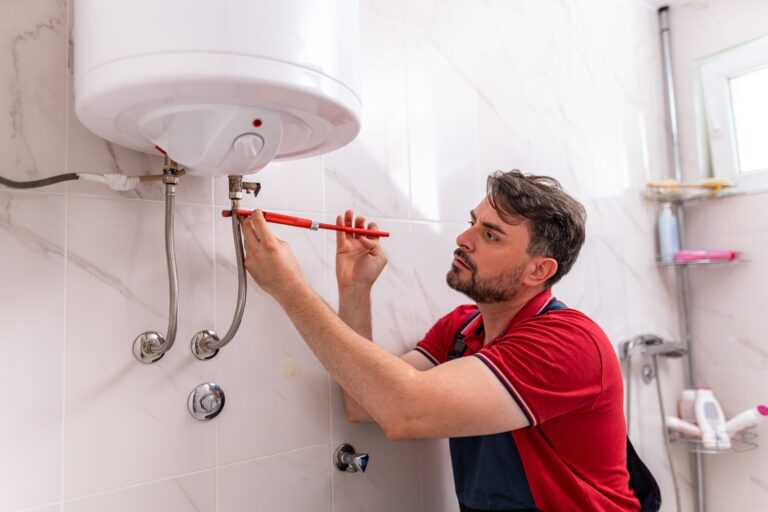 Jak rozwiązać problem z brakiem ciepłej wody w wannie